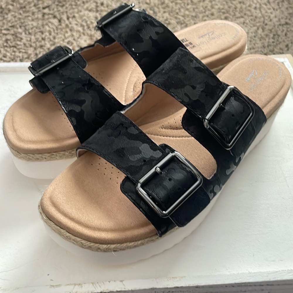 Clarks Cloudstepper Camo sandals